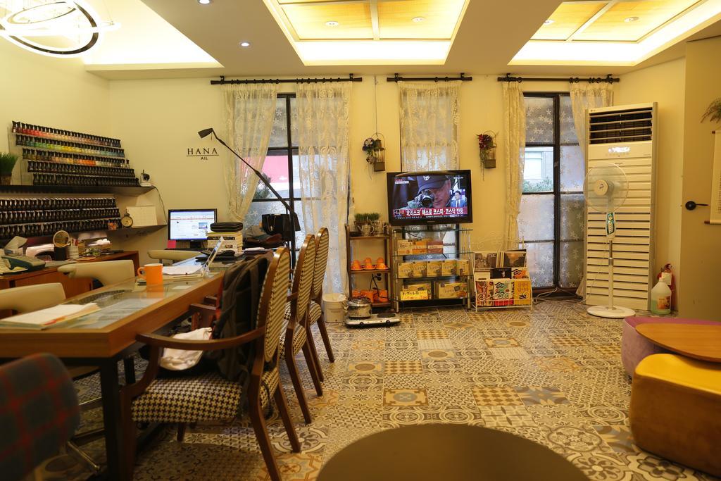 Kingkong Myeongdong Guest house Seoul